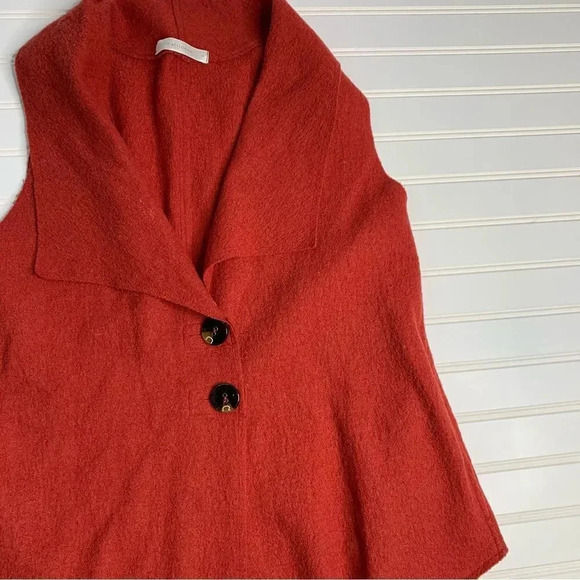 Cut Loose 100% Wool Vest - Picture 6 of 9